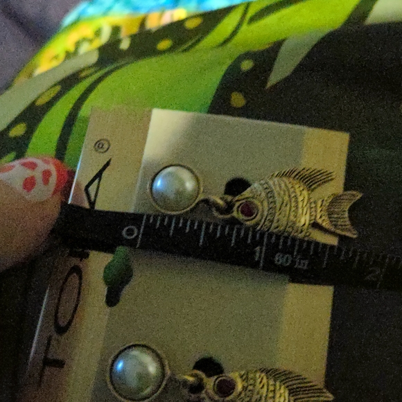 ❤️ Fabulous Silver Fish 🐟 Earrings NEE - Picture 5 of 6